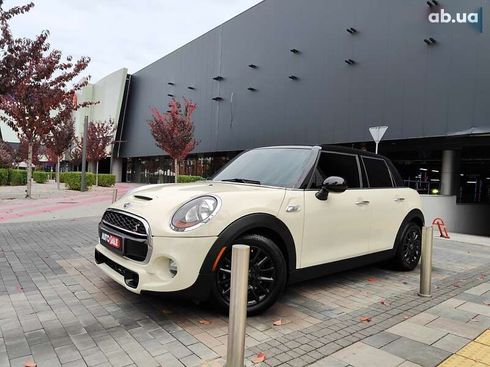 MINI John Cooper Works 2017 - фото 11