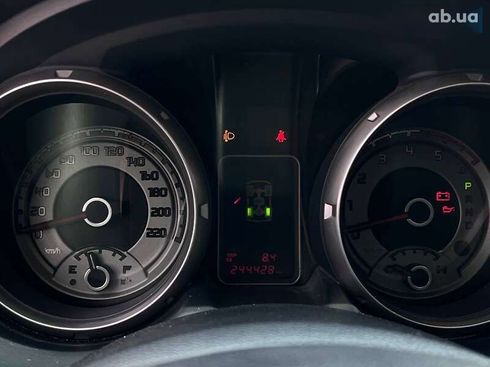 Mitsubishi Pajero 2012 - фото 15