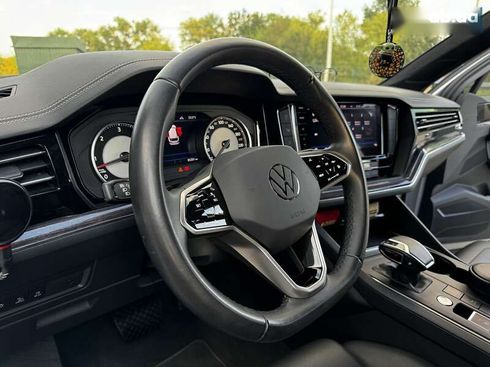 Volkswagen Touareg 2022 - фото 22