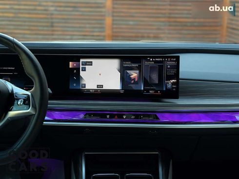 BMW i7 2023 - фото 23