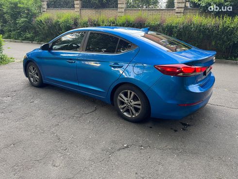 Hyundai Elantra 2016 синий - фото 9
