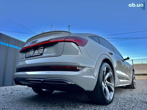 Audi Q4 Sportback e-tron 2022 - фото 6