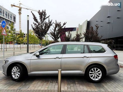 Volkswagen Passat 2019 - фото 10