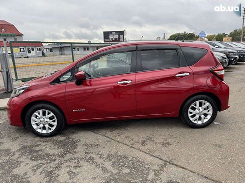 Nissan Note 2018 - фото 8