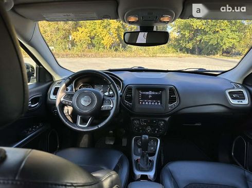 Jeep Compass 2017 - фото 11