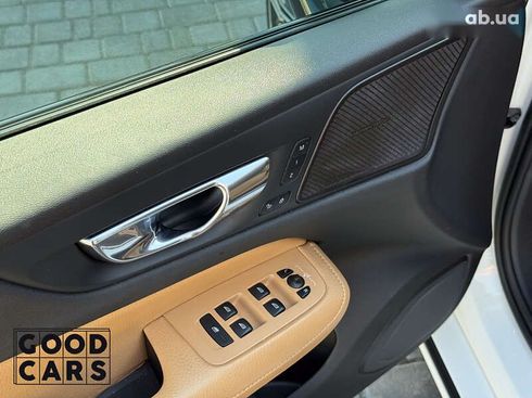 Volvo S60 2020 - фото 18