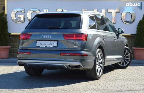 Audi Q7 2017 - фото 19