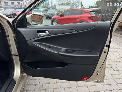Hyundai Sonata 2010 - фото 25