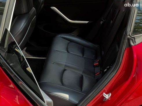 Tesla Model 3 2021 - фото 15