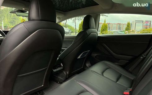 Tesla Model 3 2020 - фото 11