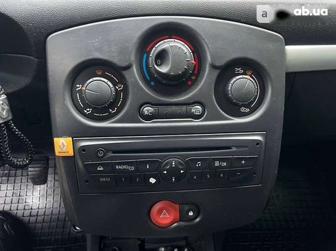 Renault Clio 2012 - фото 20