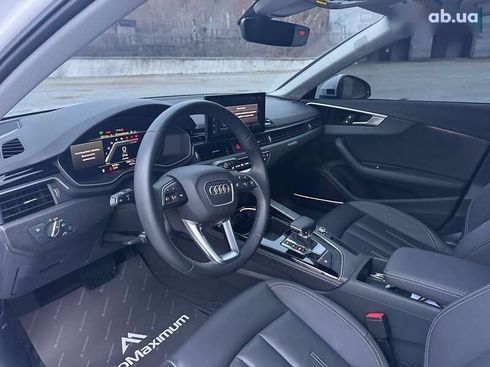Audi A4 2022 - фото 16