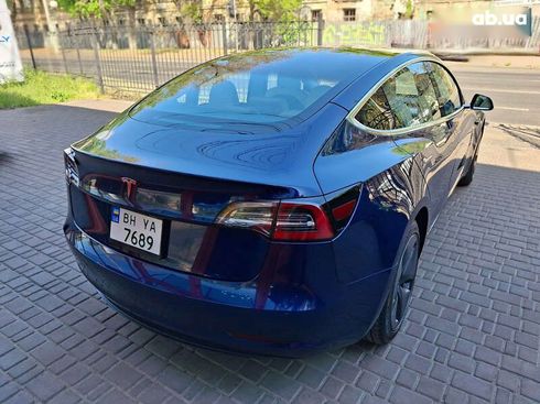 Tesla Model 3 2019 - фото 5