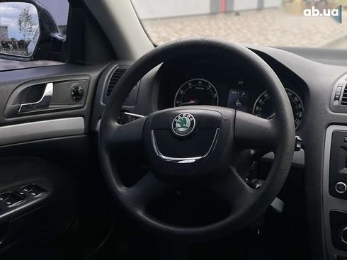 Skoda Octavia 2012 - фото 12
