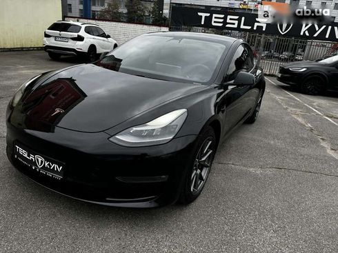 Tesla Model 3 2021 - фото 12