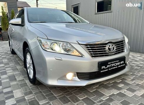 Toyota Camry 2013 - фото 13