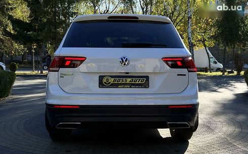 Volkswagen Tiguan 2018 - фото 6
