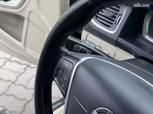 Volvo S60 2014 - фото 19