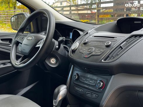 Ford Escape 2017 черный - фото 27