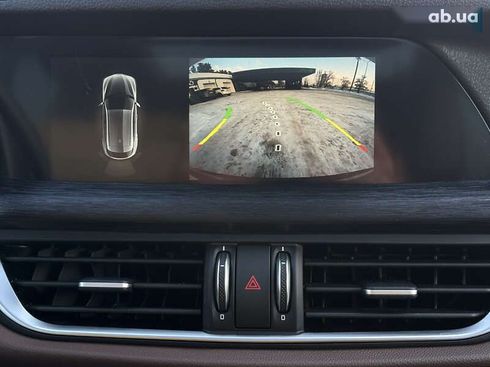 Alfa Romeo Stelvio 2020 - фото 30