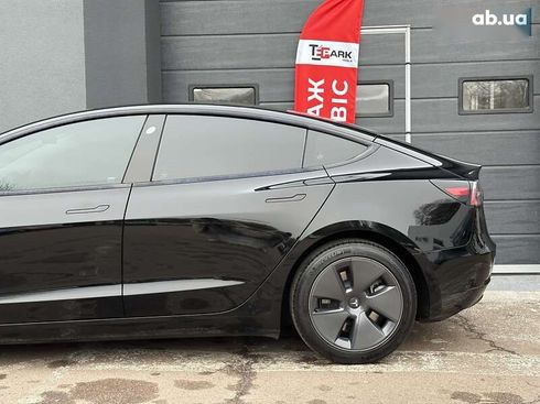 Tesla Model 3 2022 - фото 6