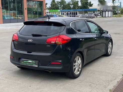 Kia Cee'd 2012 - фото 7