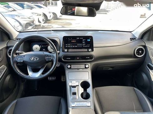 Hyundai Kona Electric 2021 - фото 21