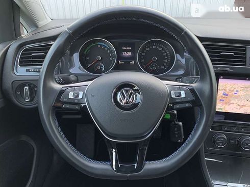 Volkswagen e-Golf 2020 - фото 23