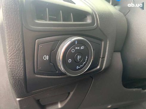 Ford Focus 2014 - фото 16