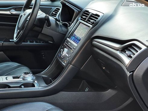 Ford Fusion 2019 черный - фото 31