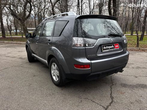 Mitsubishi Outlander 2008 серый - фото 5
