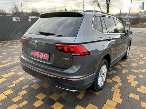 Volkswagen Tiguan 2018 - фото 8