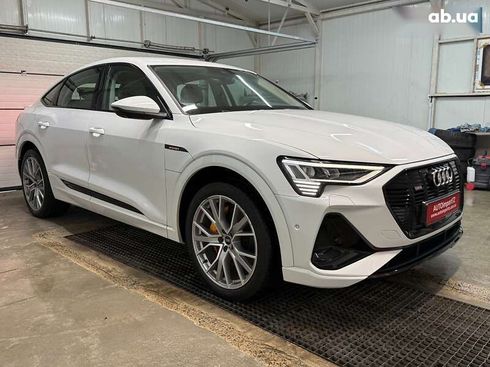Audi E-Tron 2021 - фото 22