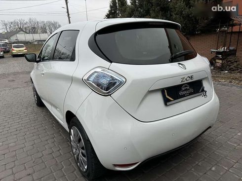 Renault Zoe 2016 - фото 9