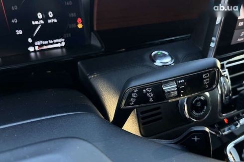 Lincoln Navigator 2020 - фото 30