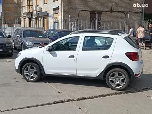 Renault Sandero 2020 белый - фото 7