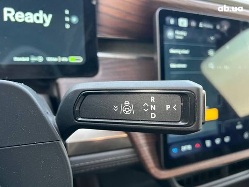 Rivian R1S 2023 серый - фото 48