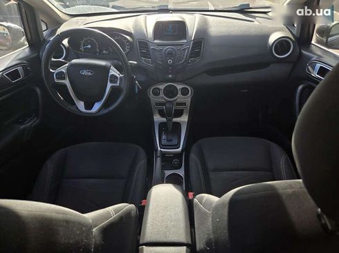 Ford Fiesta 2014 - фото 18