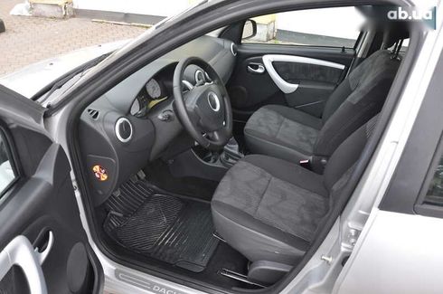Dacia Sandero 2010 - фото 15