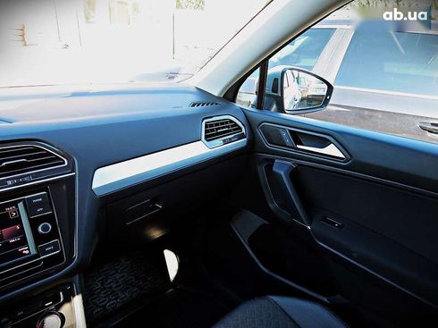 Volkswagen Tiguan 2020 - фото 13