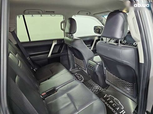 Toyota Land Cruiser Prado 2020 - фото 13
