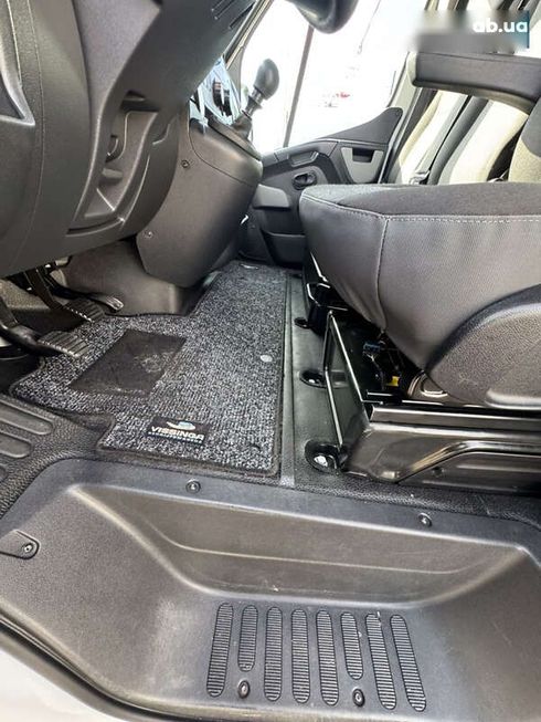 Renault Master 2018 - фото 14