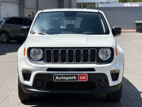 Jeep Renegade 2019 белый - фото 3