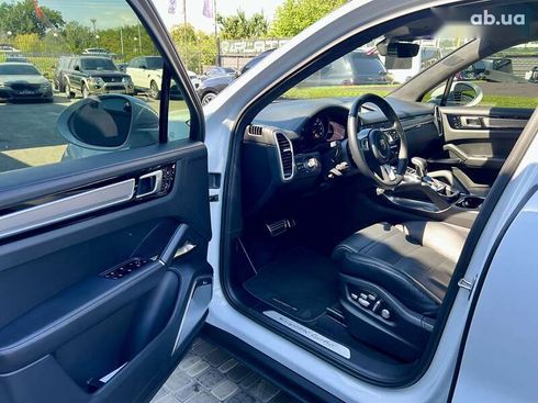 Porsche Cayenne 2018 - фото 15