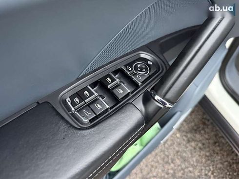 Porsche Cayenne 2011 - фото 21