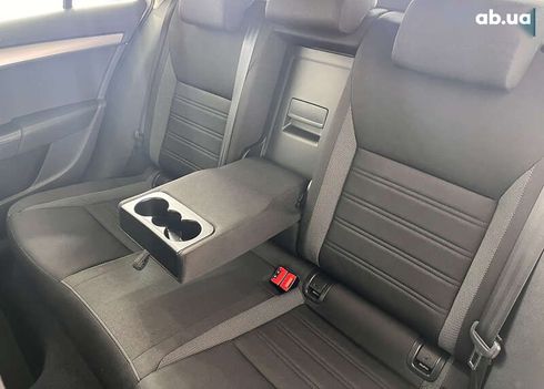 Skoda Octavia 2017 - фото 9
