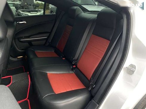 Dodge Charger 2019 - фото 28