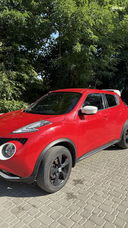 Nissan Juke 2018 красный - фото 2