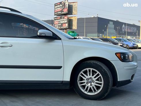 Volvo V50 2008 белый - фото 4