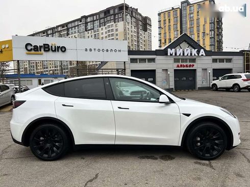 Tesla Model Y 2023 - фото 12